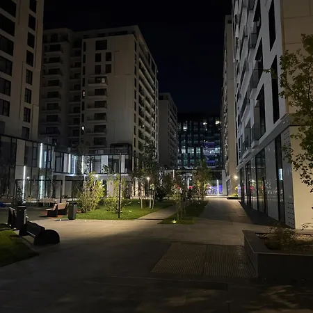 Luxury In One Cotroceni Park Апартаменти Бухарест