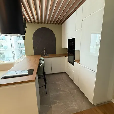 Luxury In One Cotroceni Park Апартаменты *